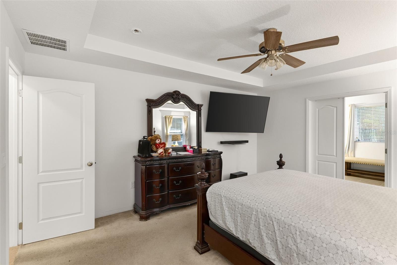 LIBERTY SQUARE - Residential