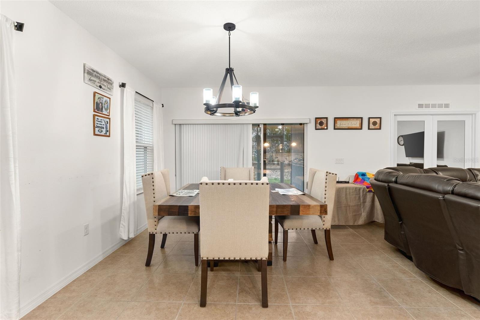 LIBERTY SQUARE - Residential