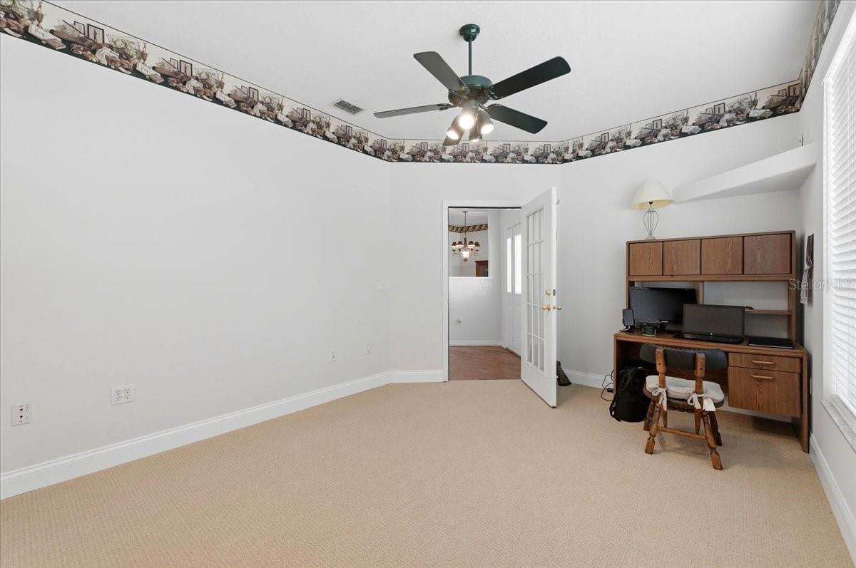 AUBURN OAKS - Residential
