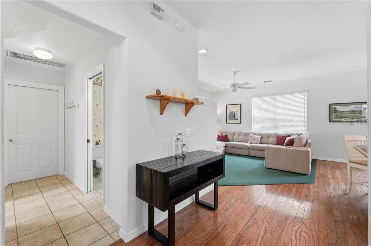 AUBURN OAKS - Residential