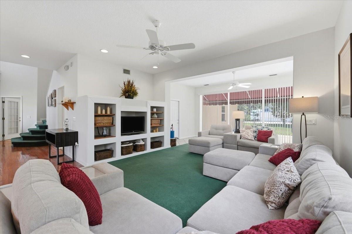 AUBURN OAKS - Residential