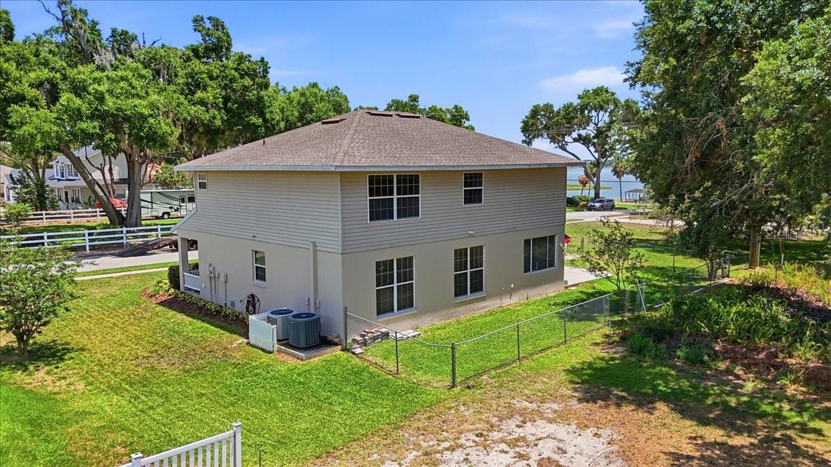 AUBURN OAKS - Residential