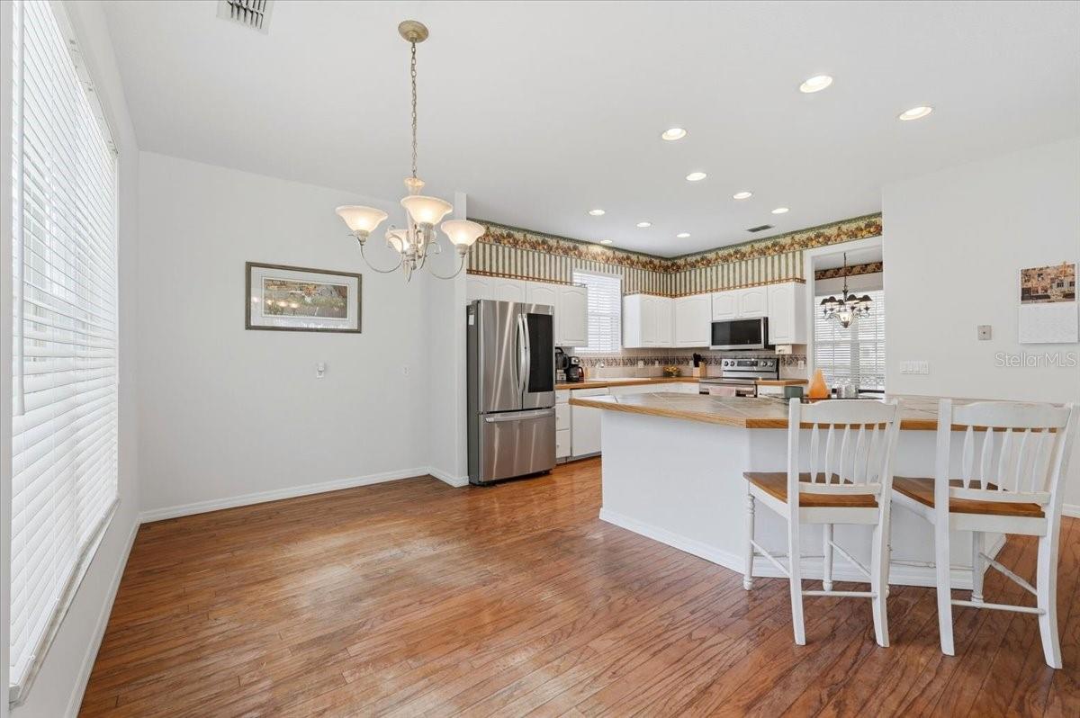 AUBURN OAKS - Residential