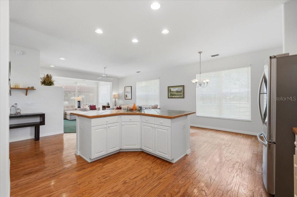 AUBURN OAKS - Residential