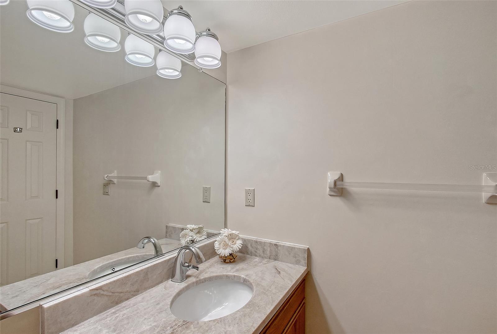 TIDY ISLAND PH III - Residential