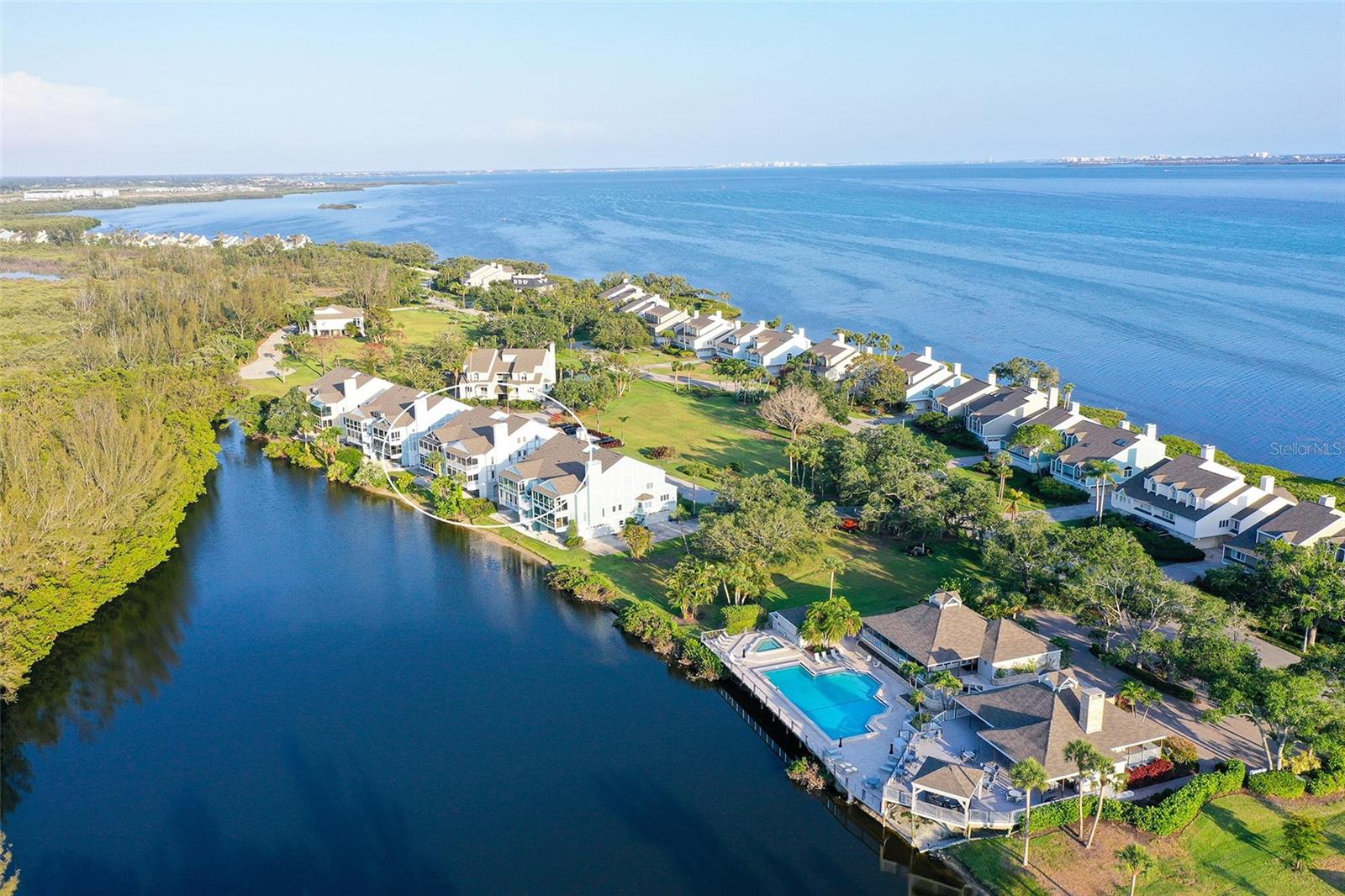 TIDY ISLAND PH III - Residential