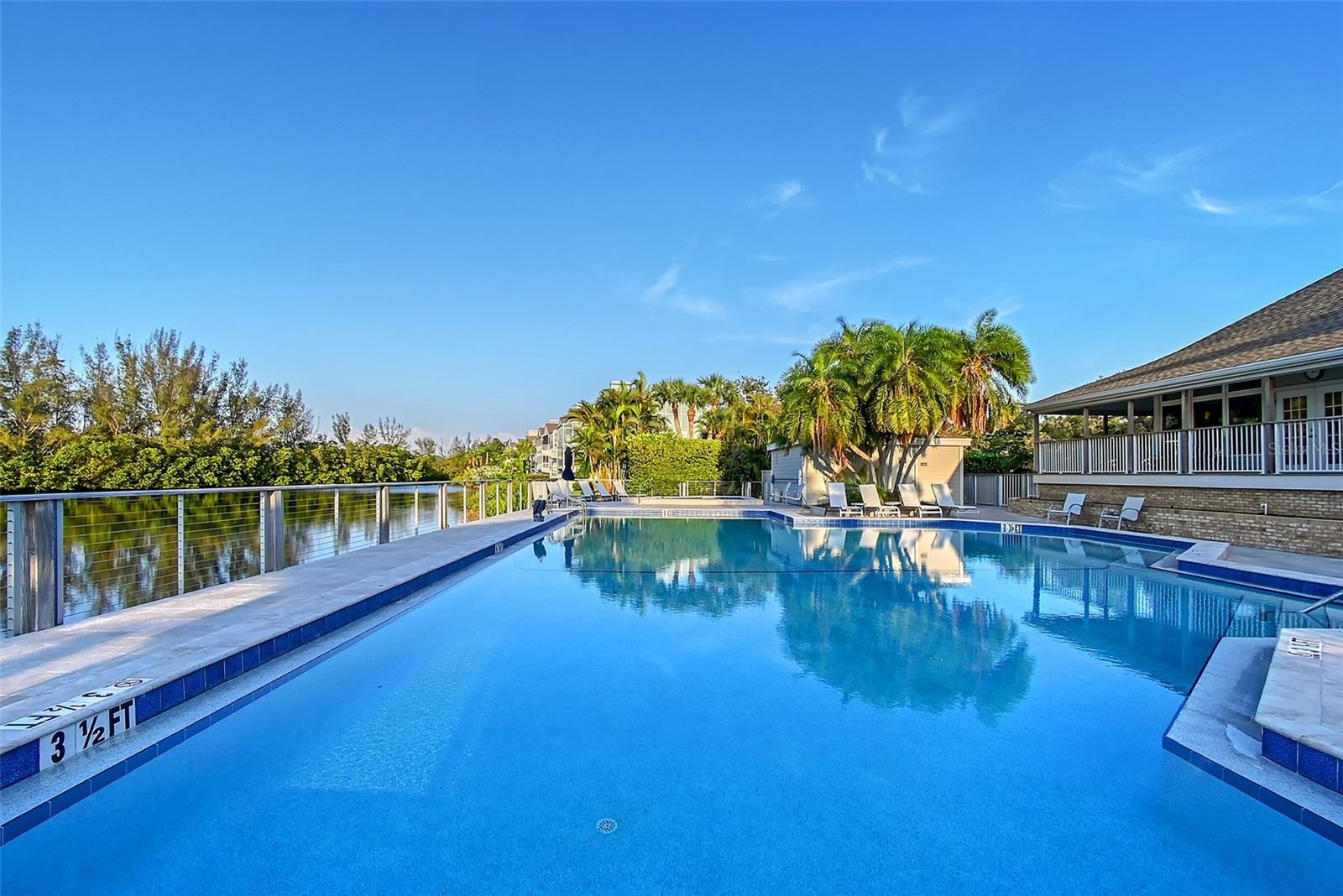 TIDY ISLAND PH III - Residential