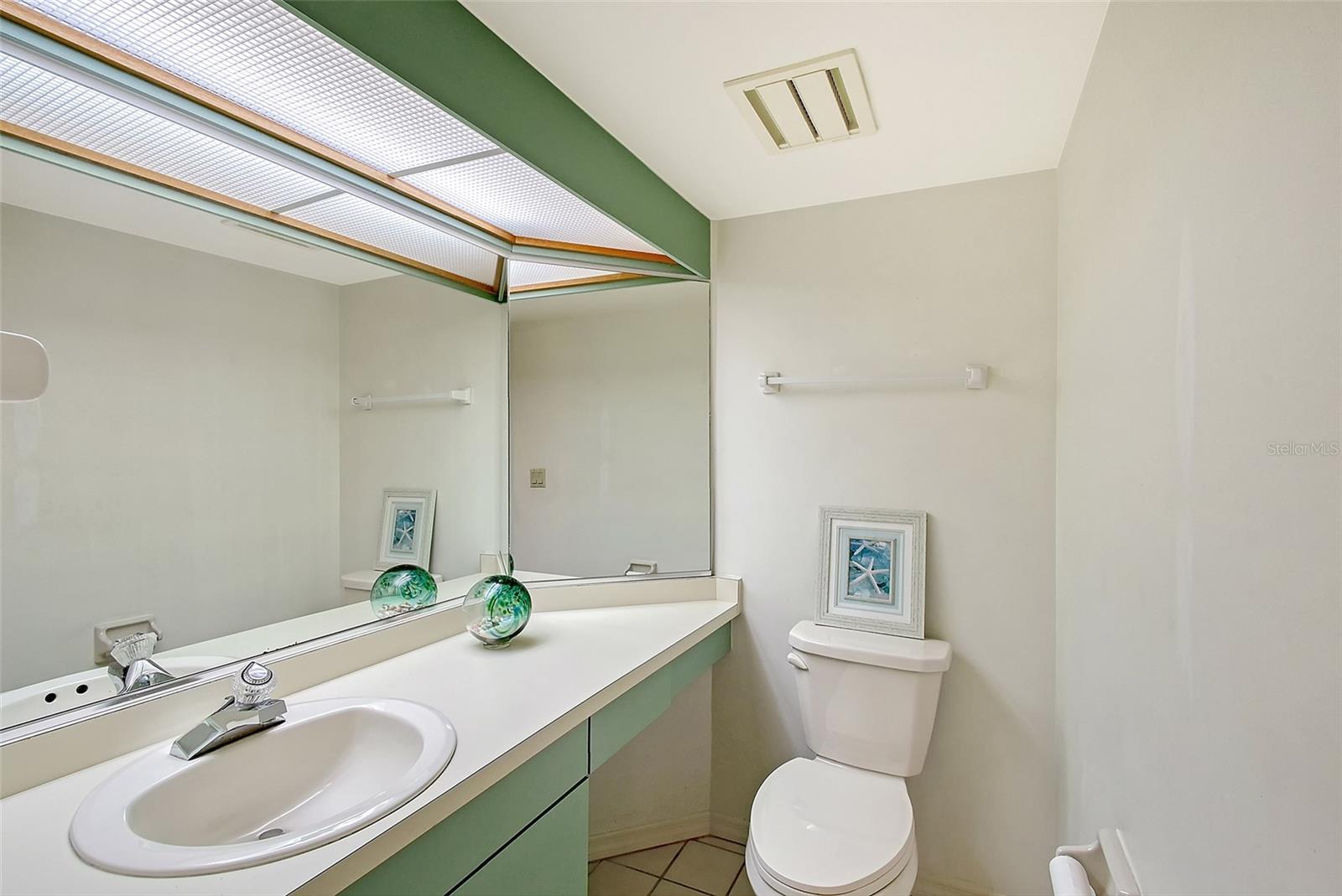TIDY ISLAND PH III - Residential