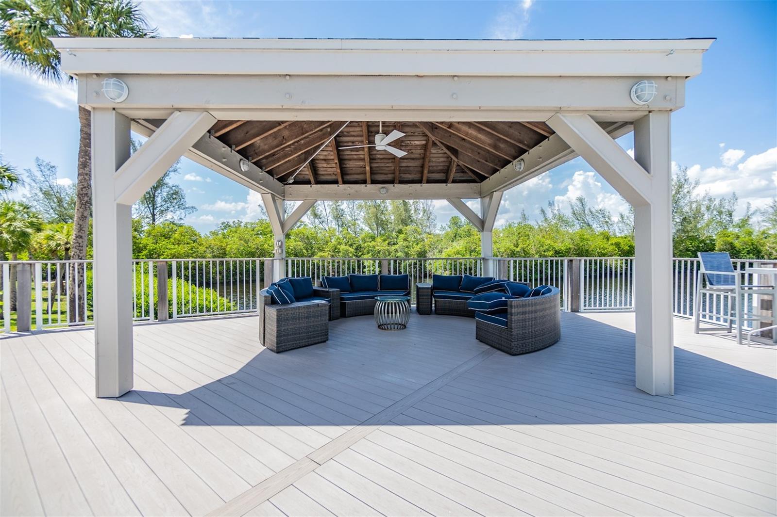TIDY ISLAND PH III - Residential