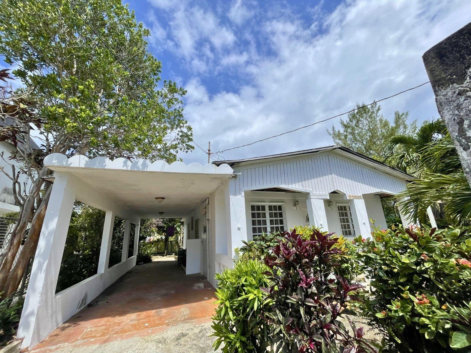 COMM VILLA CRISTIANA - Residential