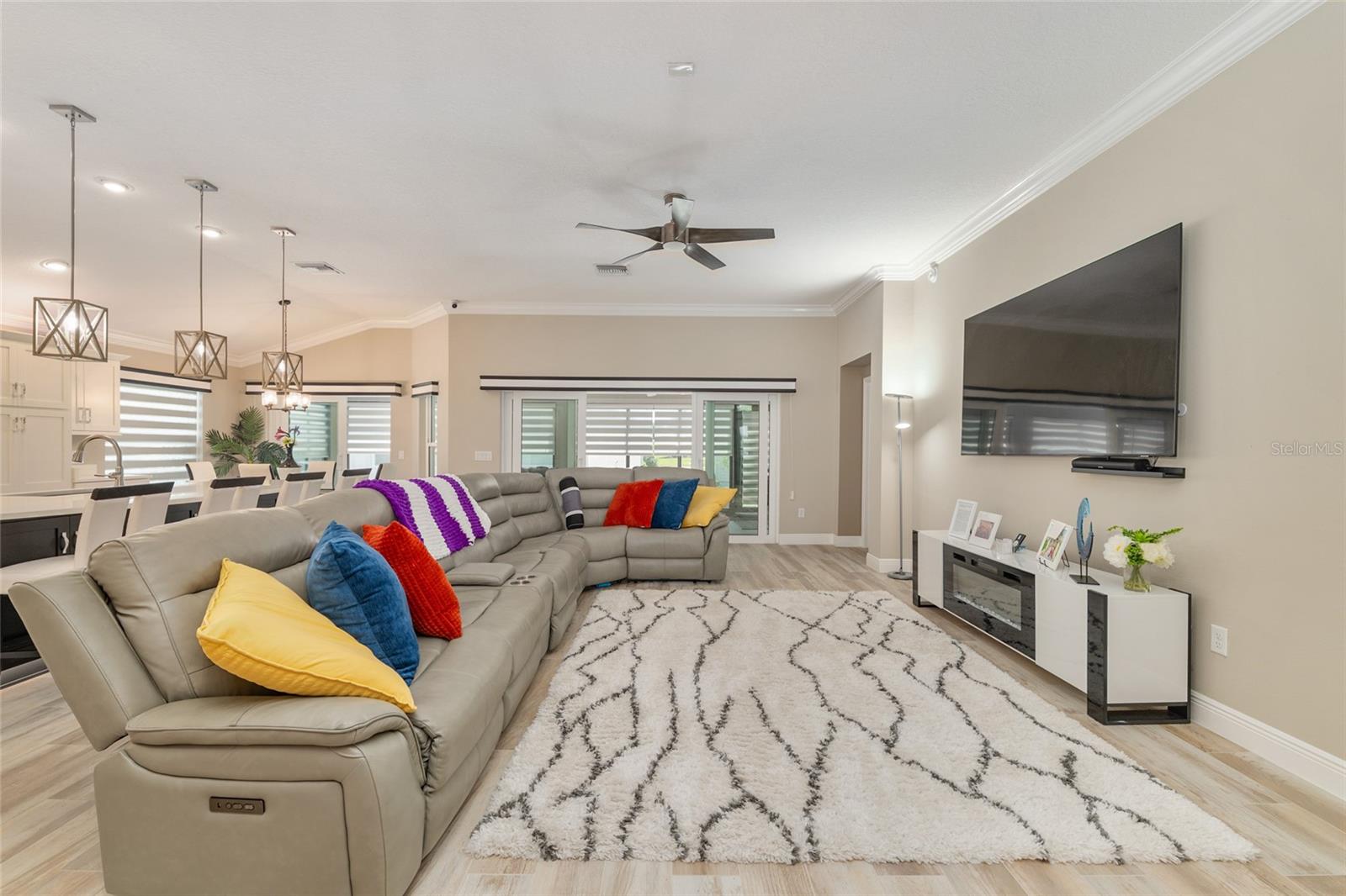 VILLAGES OF SOUTHERN OAKS - VILLAGE OF HAWKINS - Residential