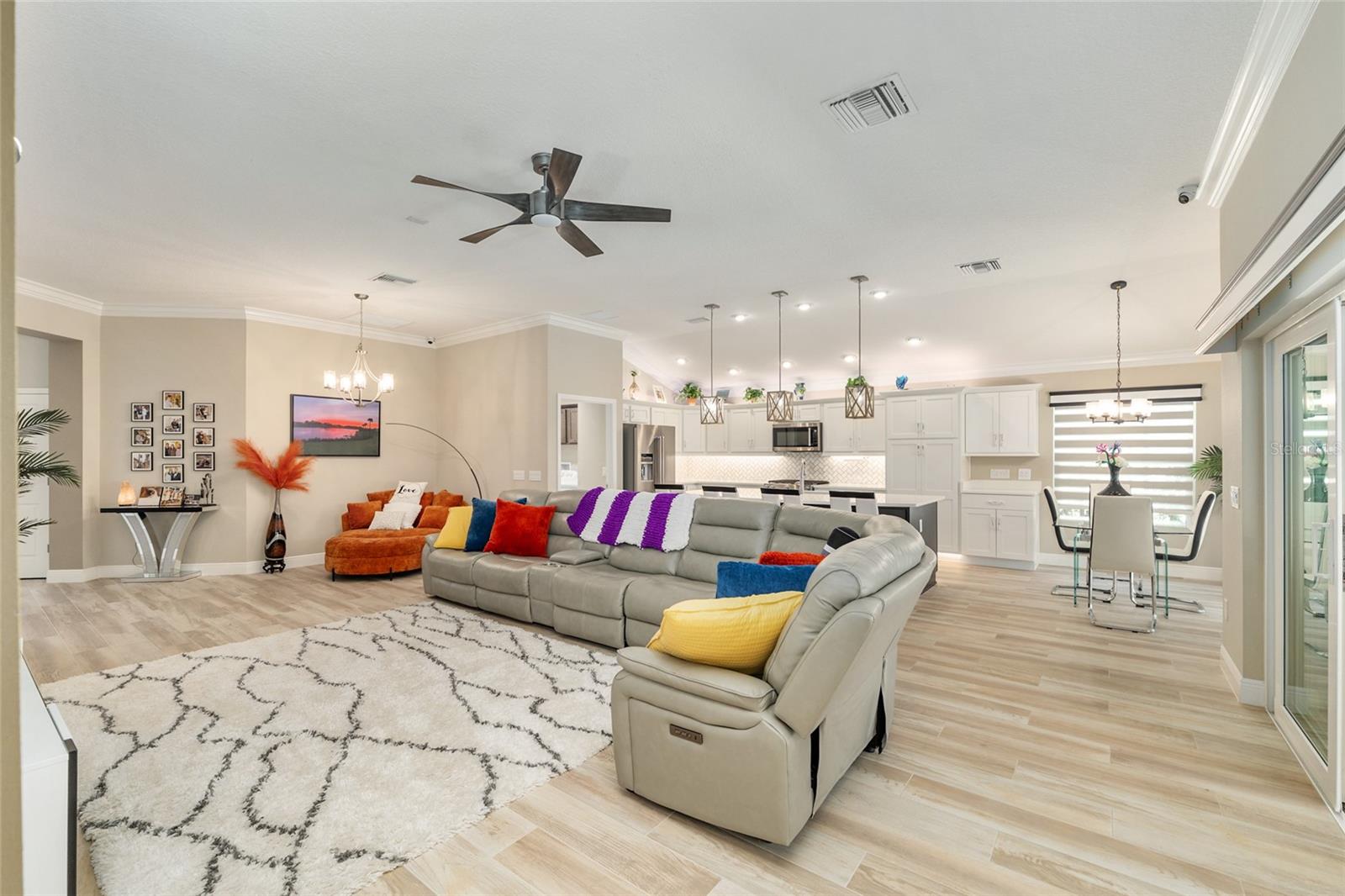 VILLAGES OF SOUTHERN OAKS - VILLAGE OF HAWKINS - Residential