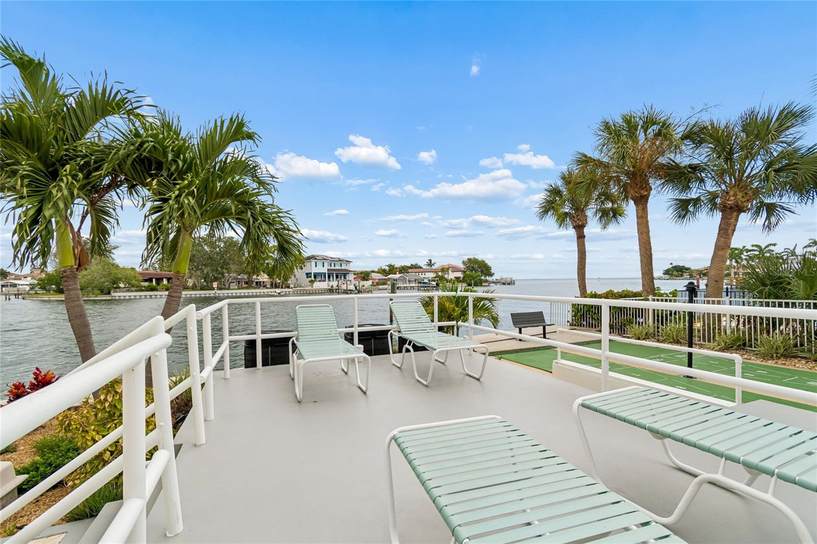 BRIGHTWATERS TOWER OF SNELL ISLE - Residential