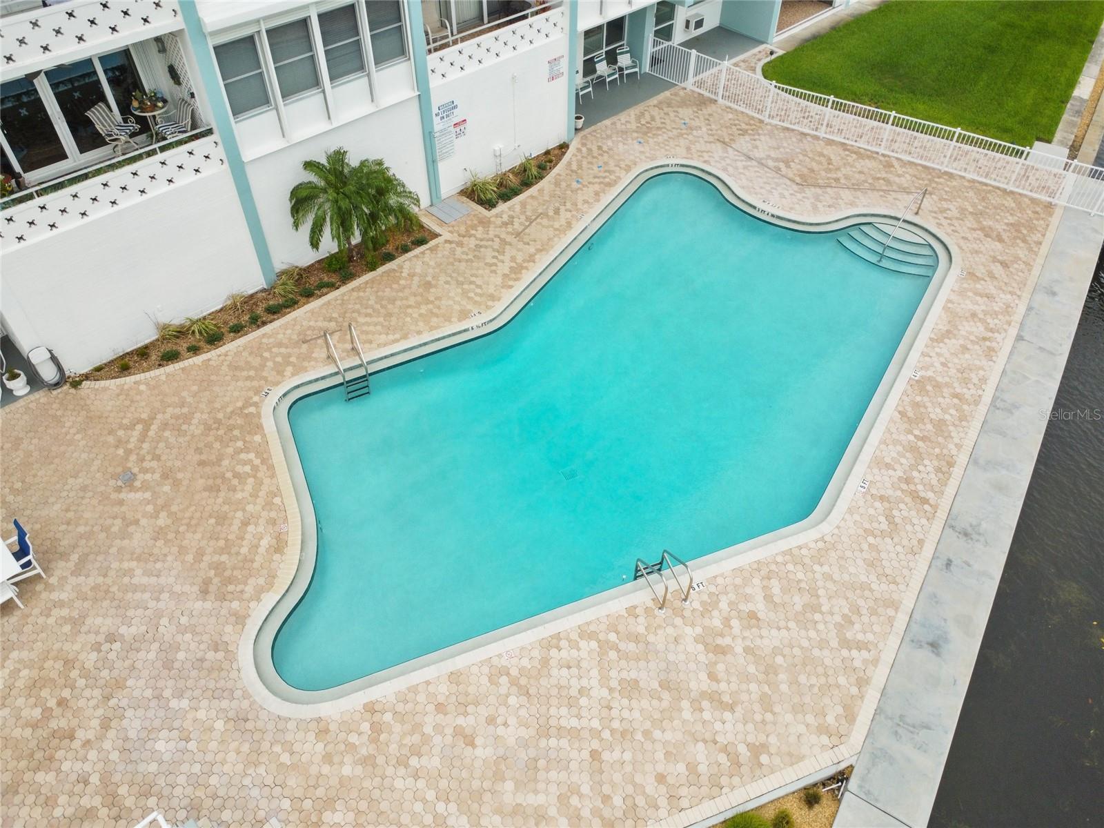 BRIGHTWATERS TOWER OF SNELL ISLE - Residential