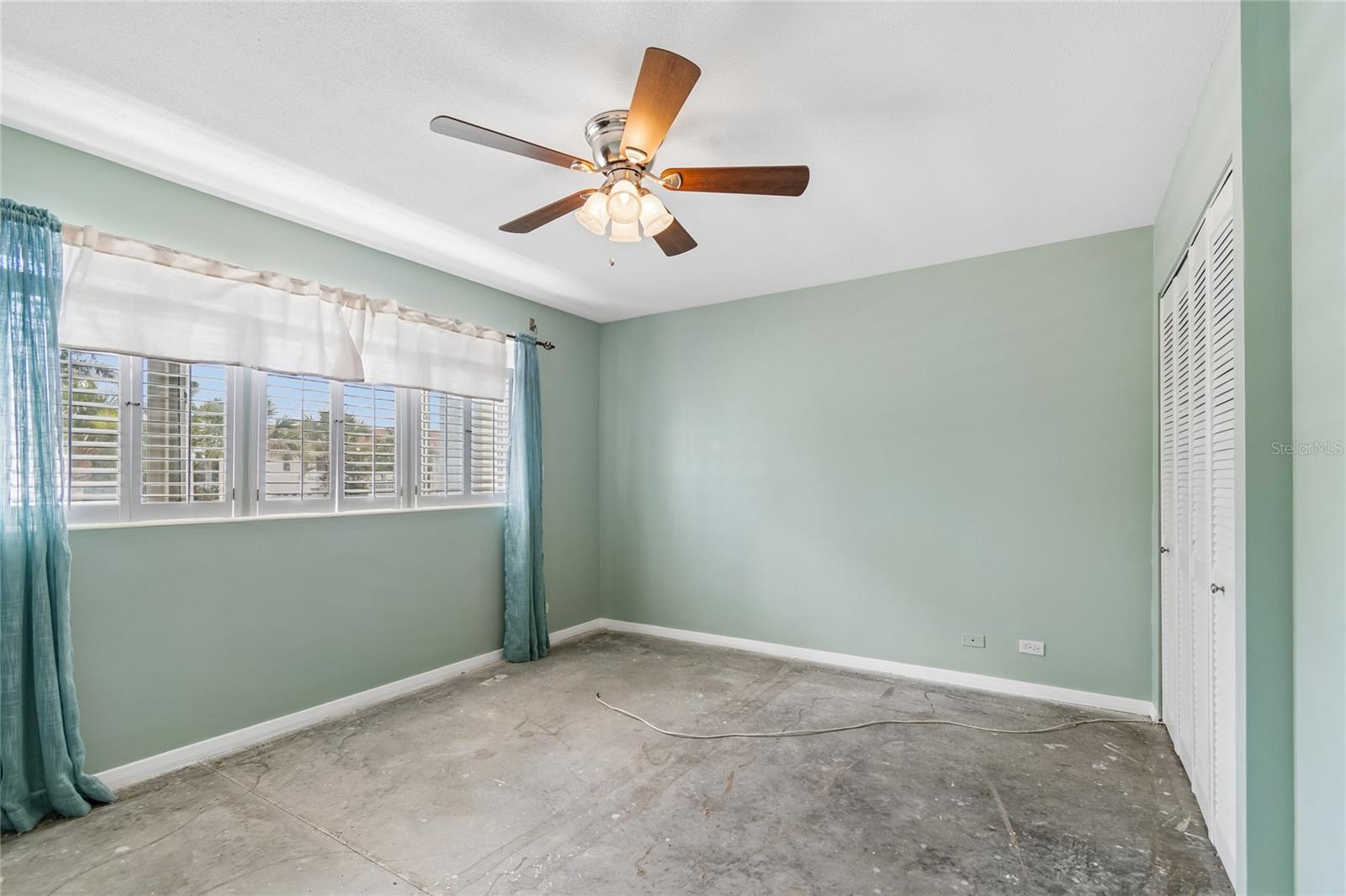 BRIGHTWATERS TOWER OF SNELL ISLE - Residential