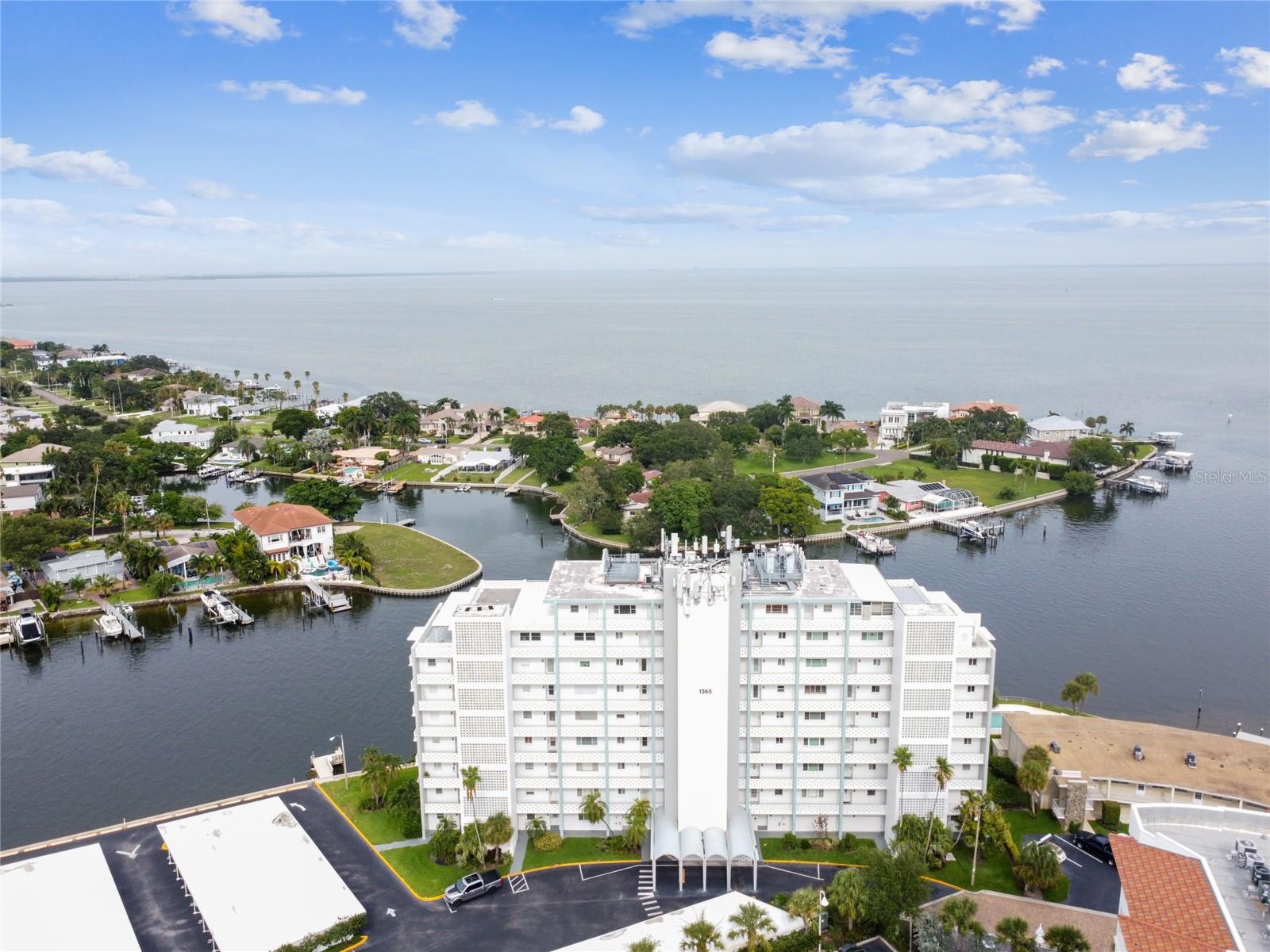 BRIGHTWATERS TOWER OF SNELL ISLE - Residential