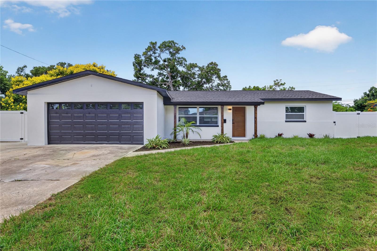 COLLEGE PARK - Residential