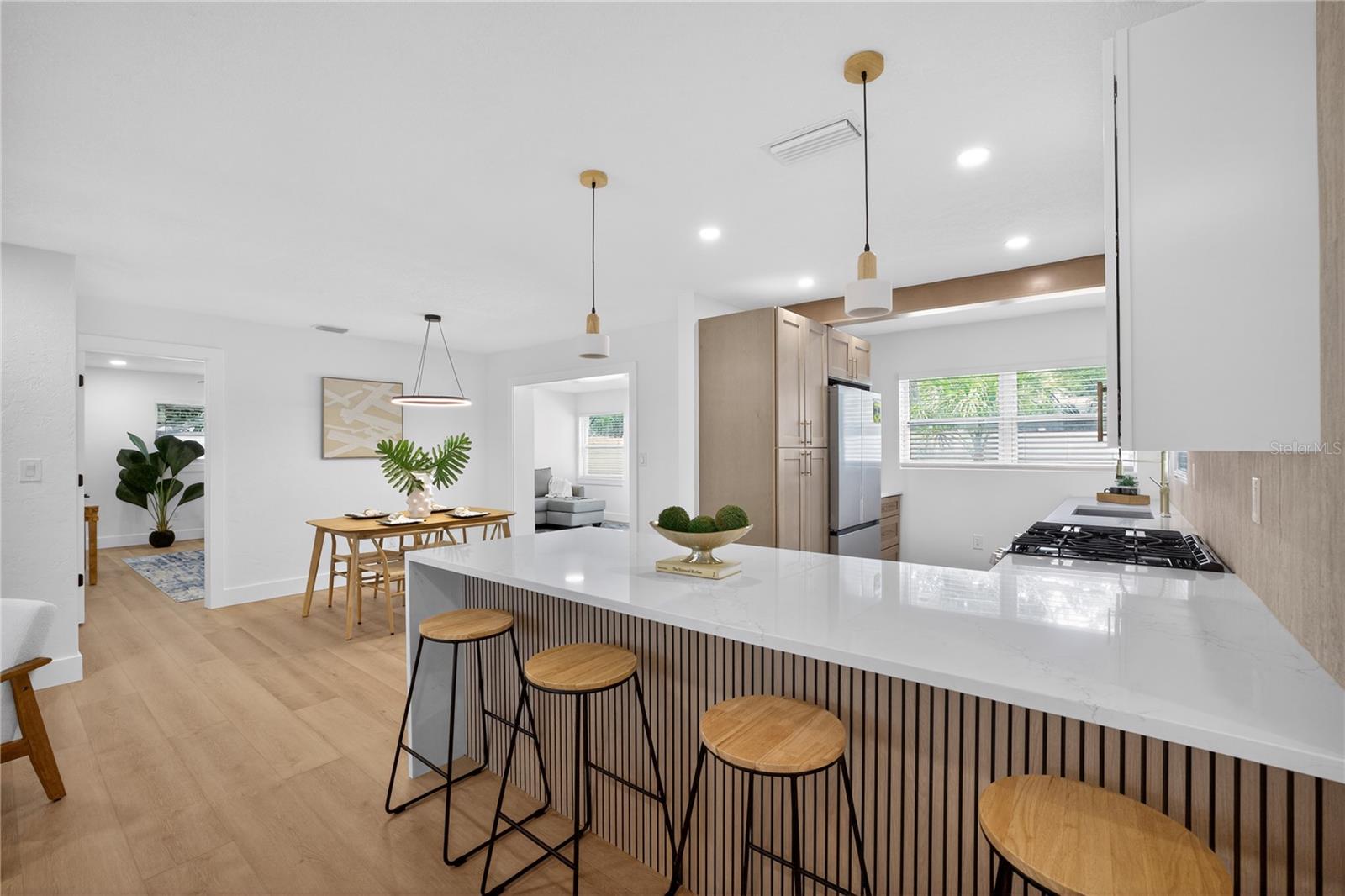 COLLEGE PARK - Residential