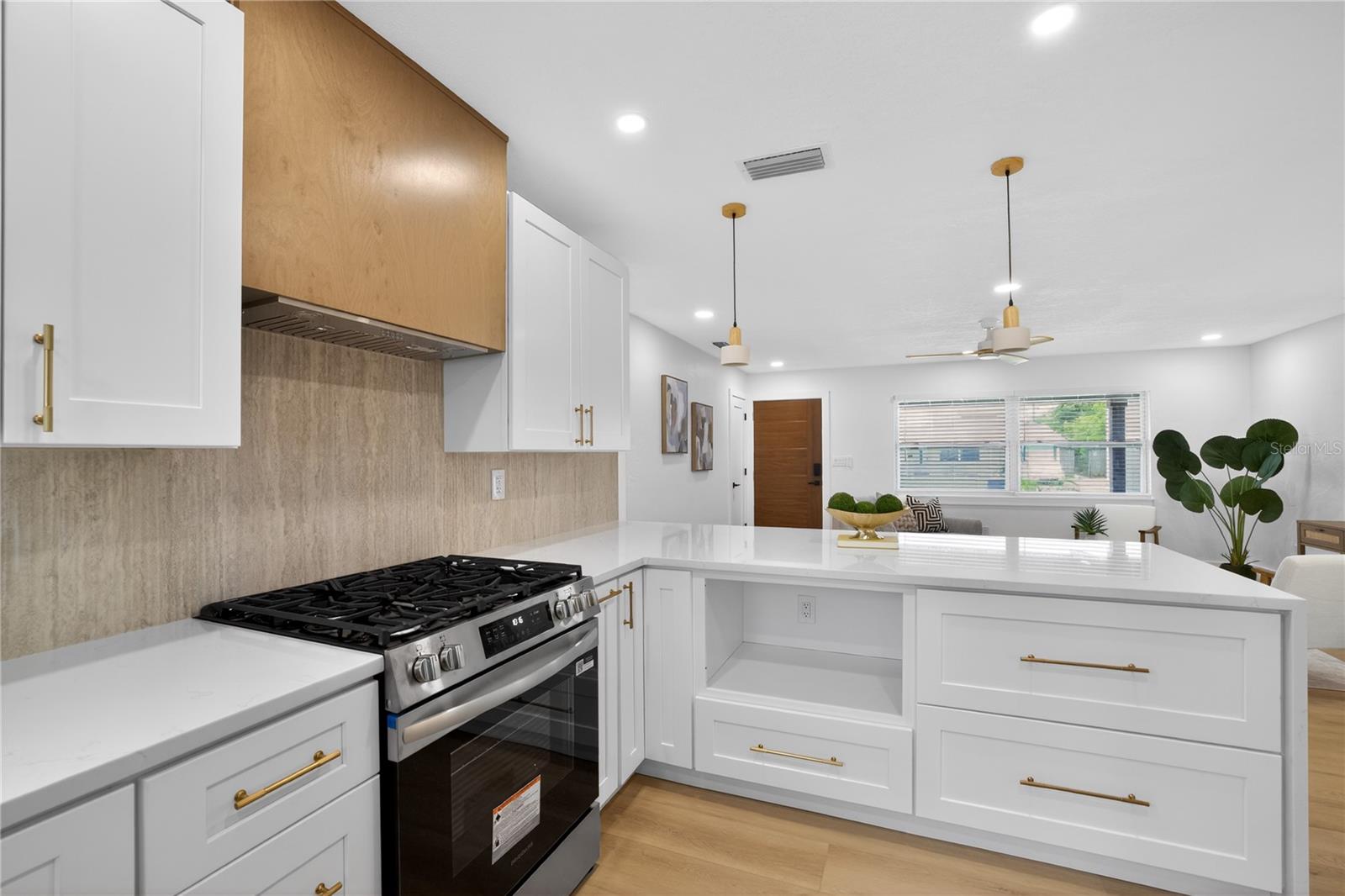 COLLEGE PARK - Residential