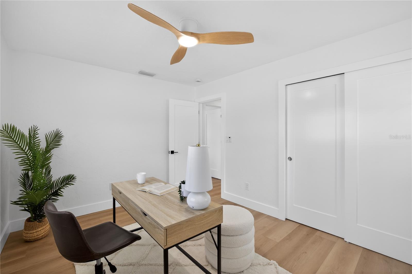 COLLEGE PARK - Residential