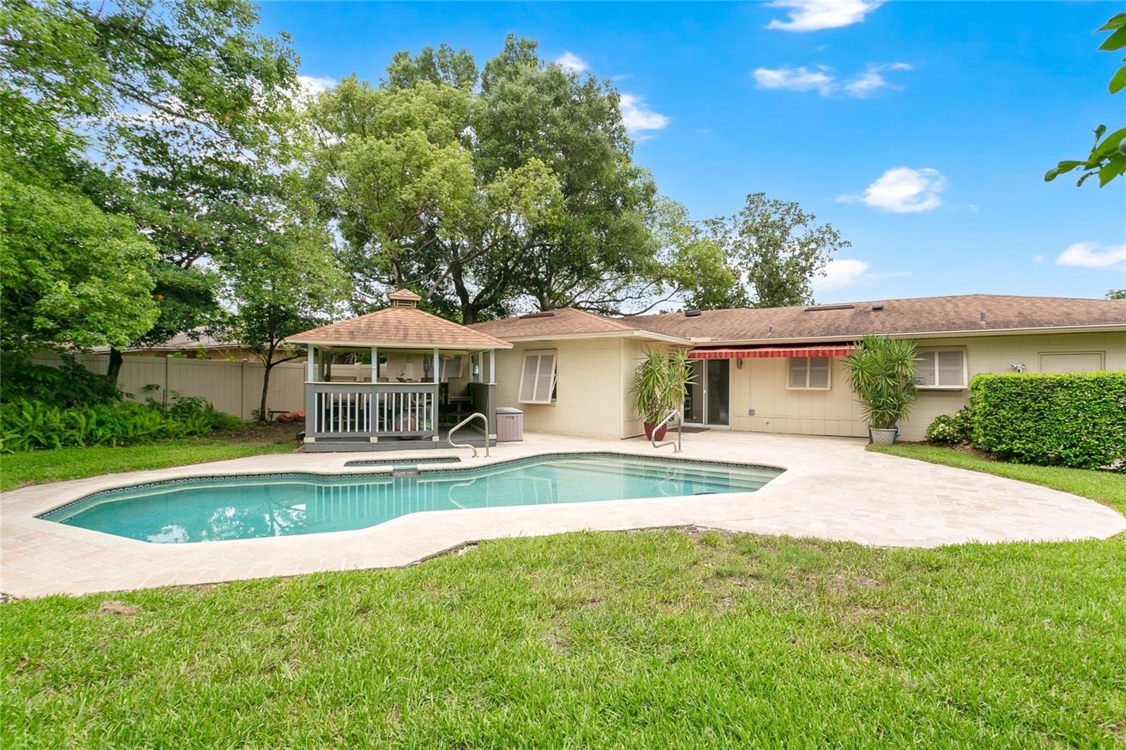 ANDERSON HEIGHTS - Residential