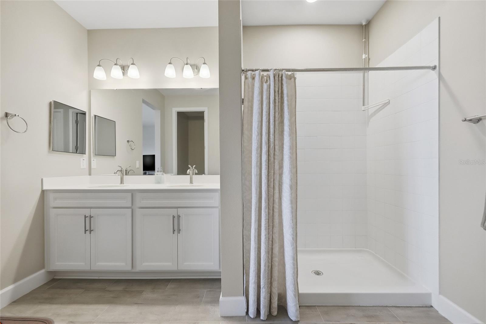 EDEN HILLS PH 2 - Residential