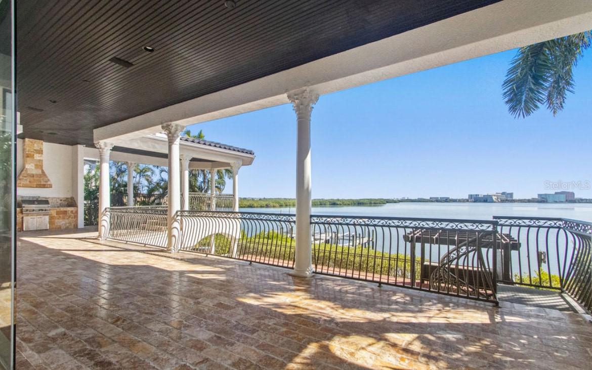 THE RESERVE OF OLD TAMPA BAY - Residential