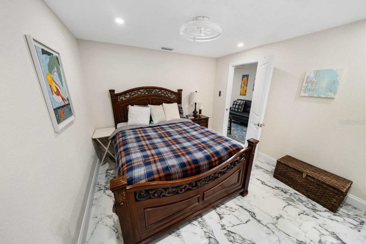 BEACON SQUARE - Residential
