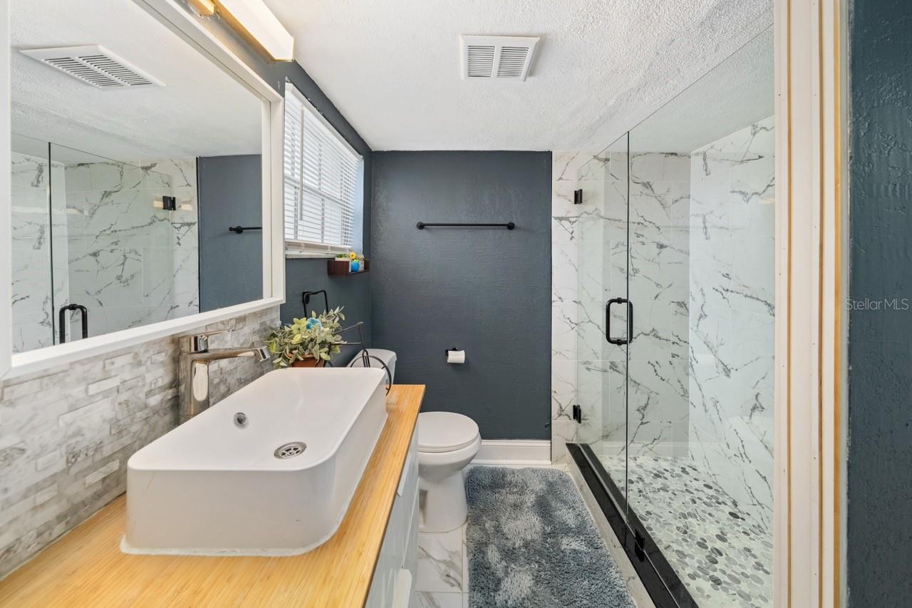 BEACON SQUARE - Residential