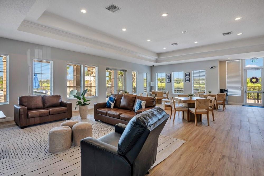 SUMMERLAKE - Residential