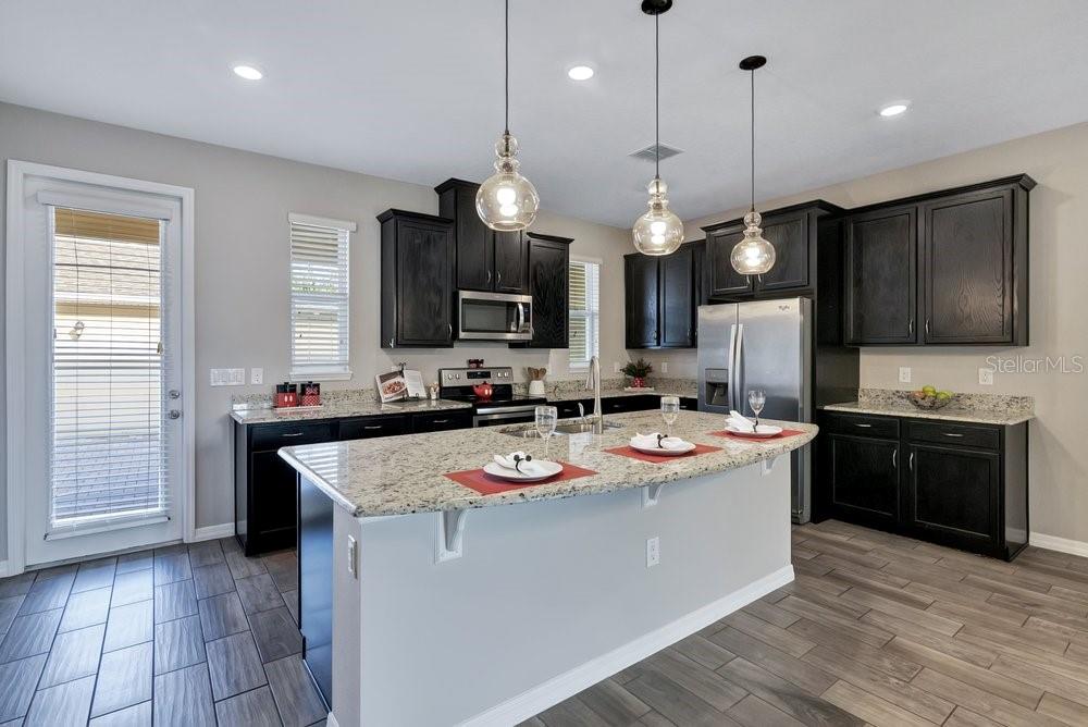SUMMERLAKE - Residential
