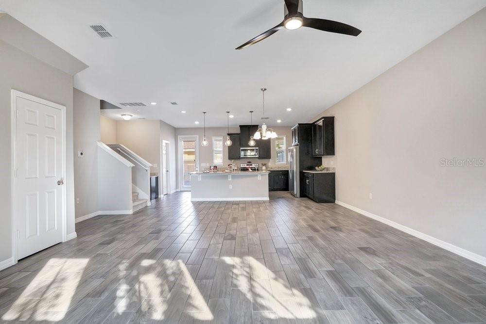 SUMMERLAKE - Residential