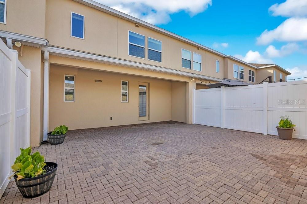 SUMMERLAKE - Residential