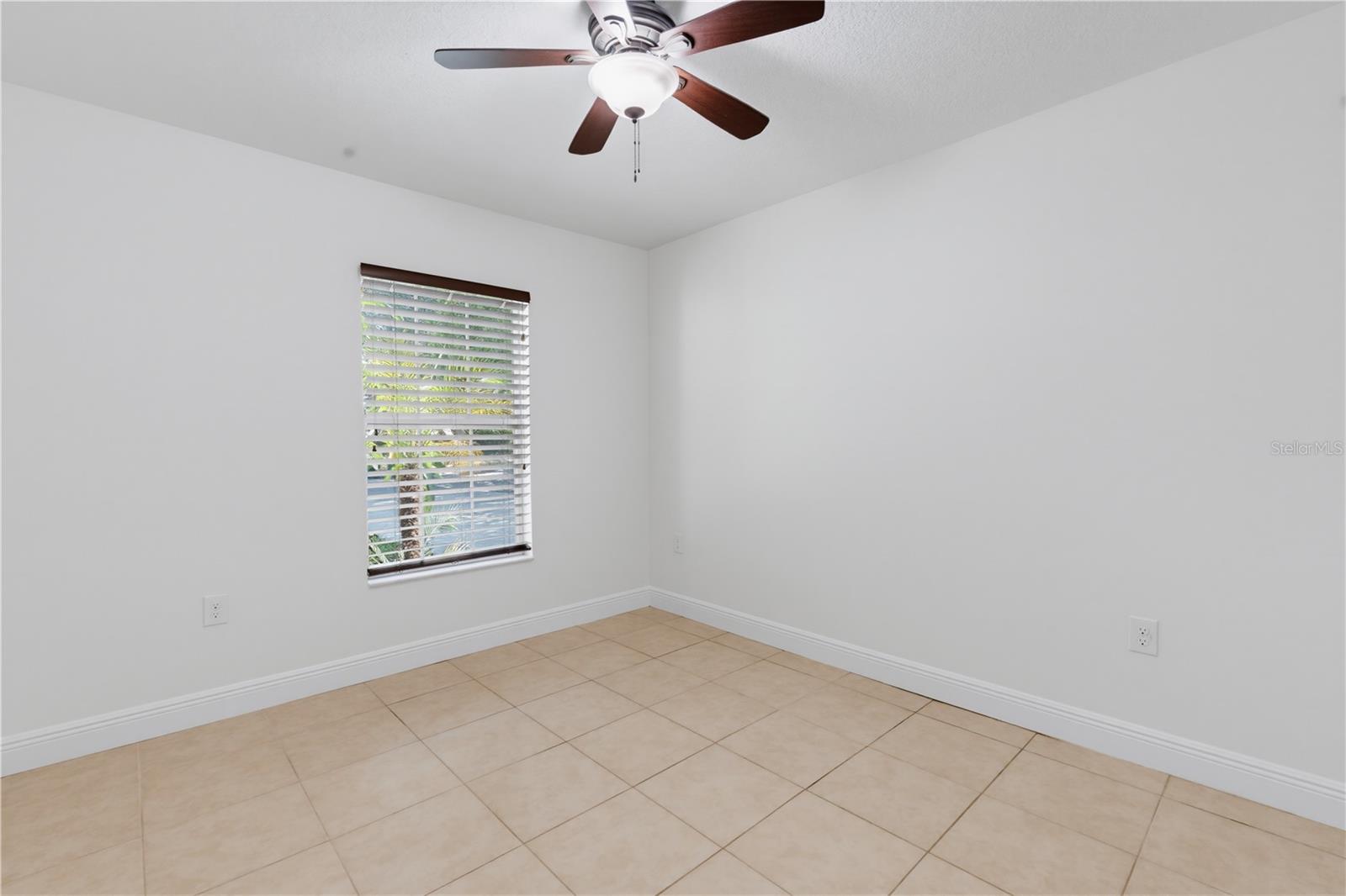 HAMNERS MARJORY B FIRST ADD - Residential