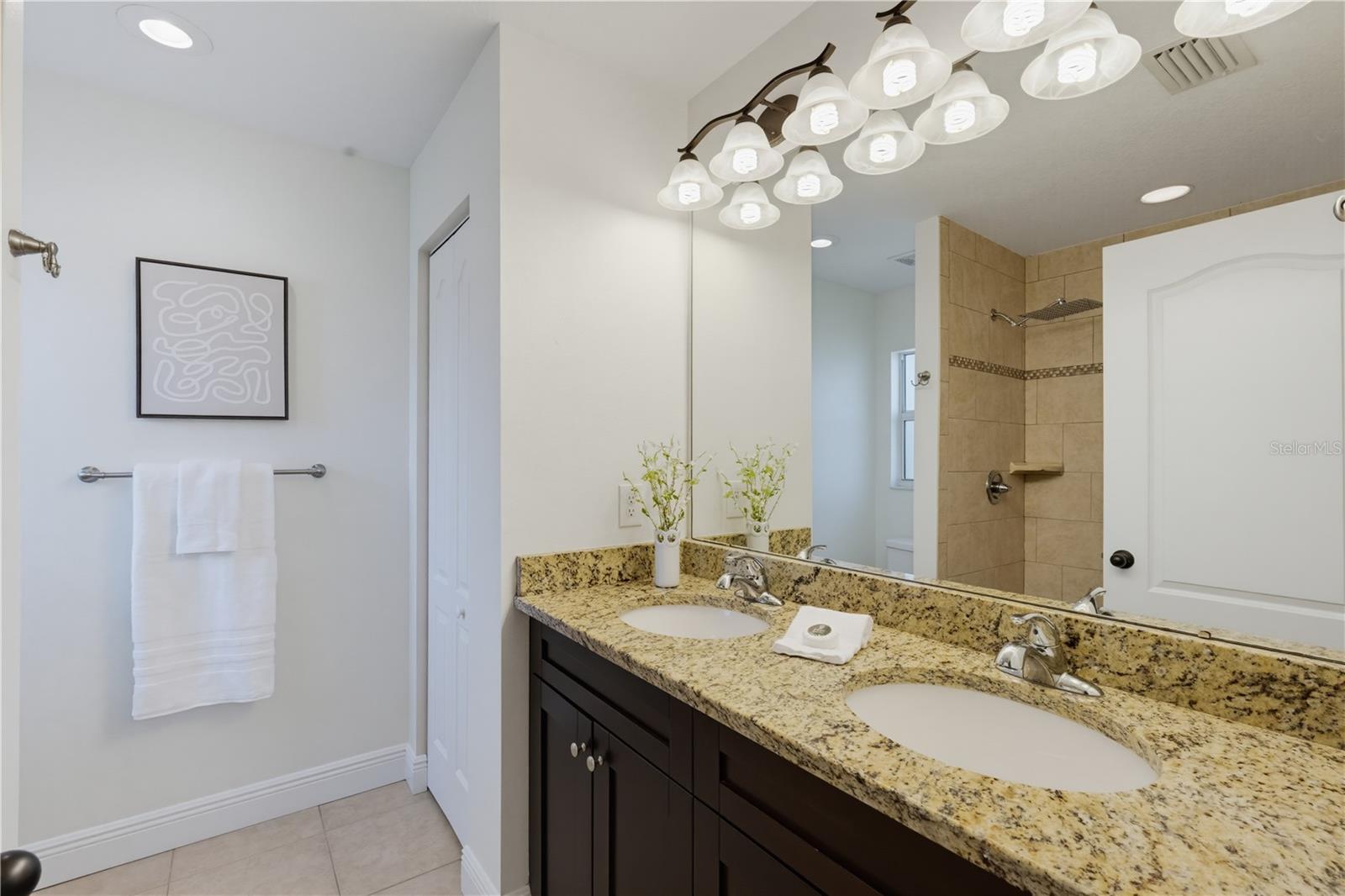 HAMNERS MARJORY B FIRST ADD - Residential