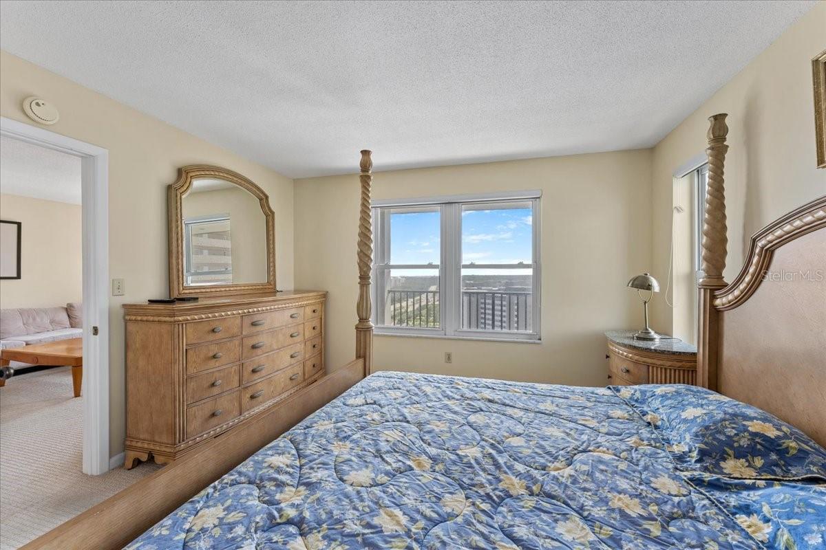 BAYWAY ISLES POINT BRITTANY FIVE - Residential