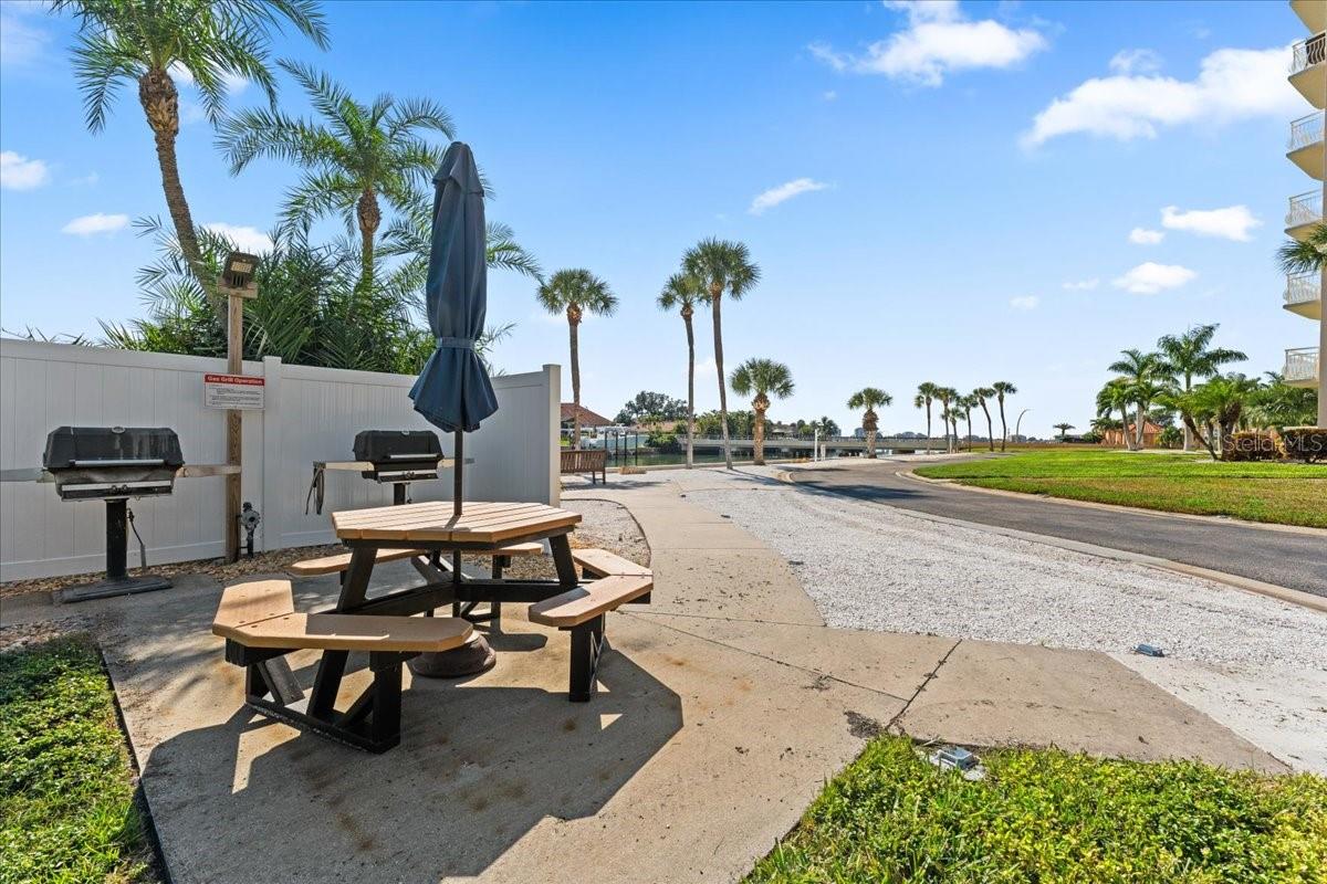 BAYWAY ISLES POINT BRITTANY FIVE - Residential