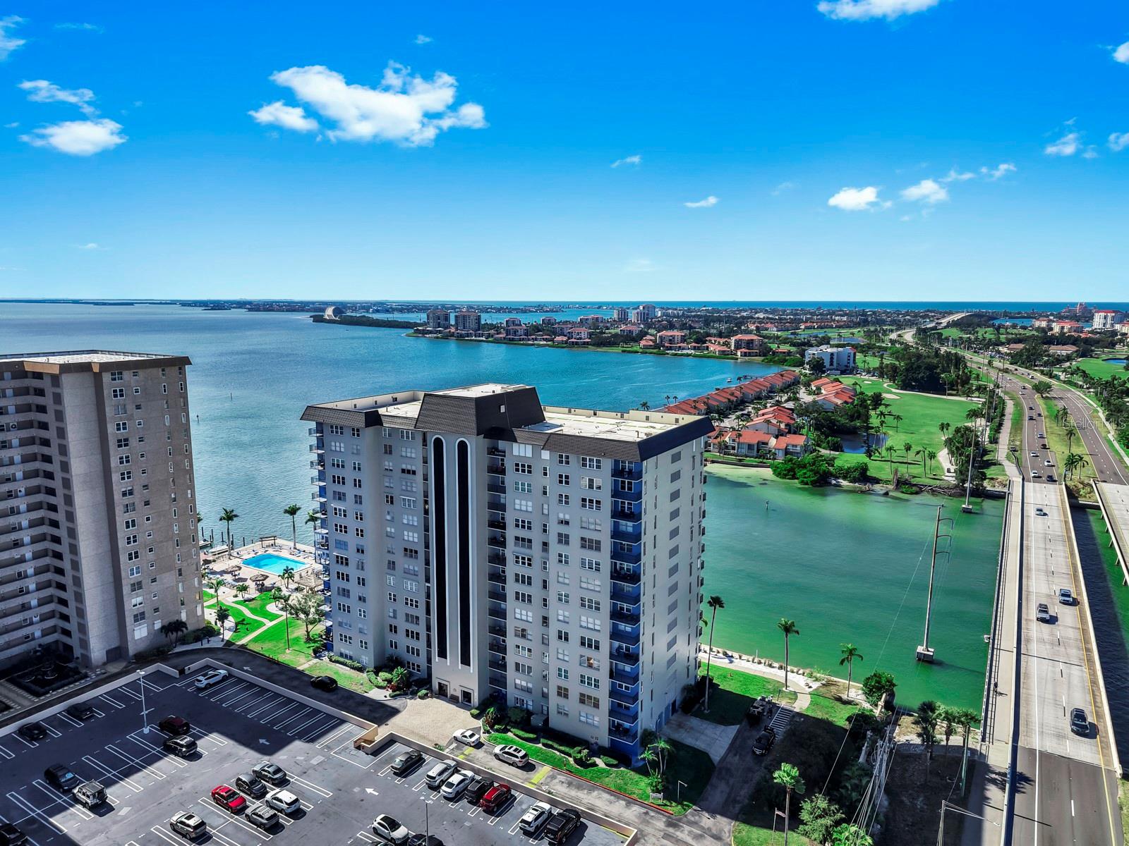BAYWAY ISLES POINT BRITTANY FIVE - Residential