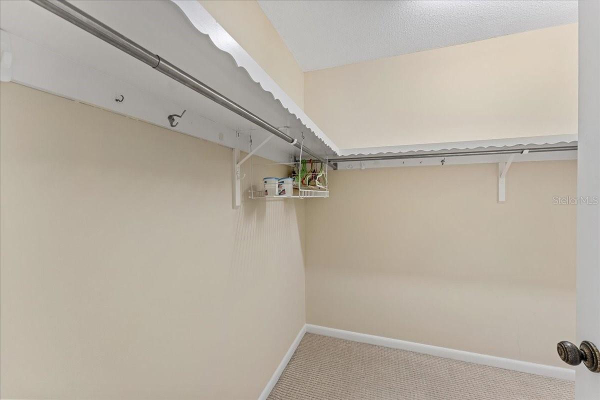BAYWAY ISLES POINT BRITTANY FIVE - Residential