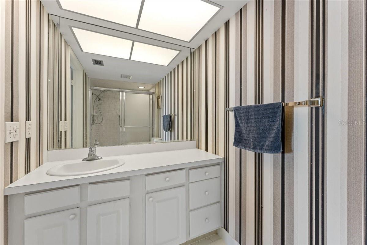 BAYWAY ISLES POINT BRITTANY FIVE - Residential