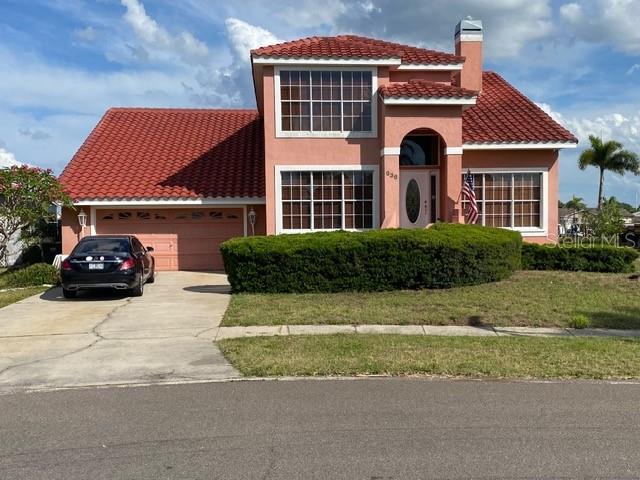 Enjoy the Best of all worlds in Apollo Beach. Park your boat in your back yard and enjoy Florida Living at its best in a great community with terrific security and clubhouse and you have your own swimming pool and in the Main Bedroom on first floor have a Jacuzzi for up to 4 in the main Bath Room. 78' on the Widest Canal in the subdivision and the boat parade ends up there every Christmas and is fun for everyone to enjoy. You can fish off your own dock and catch Snook, Grouper, Mullet and various other fish.