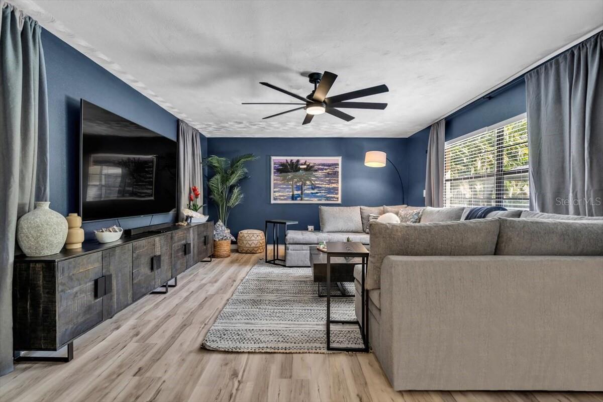 WHISPERING PINES FOREST 5TH ADD - Residential