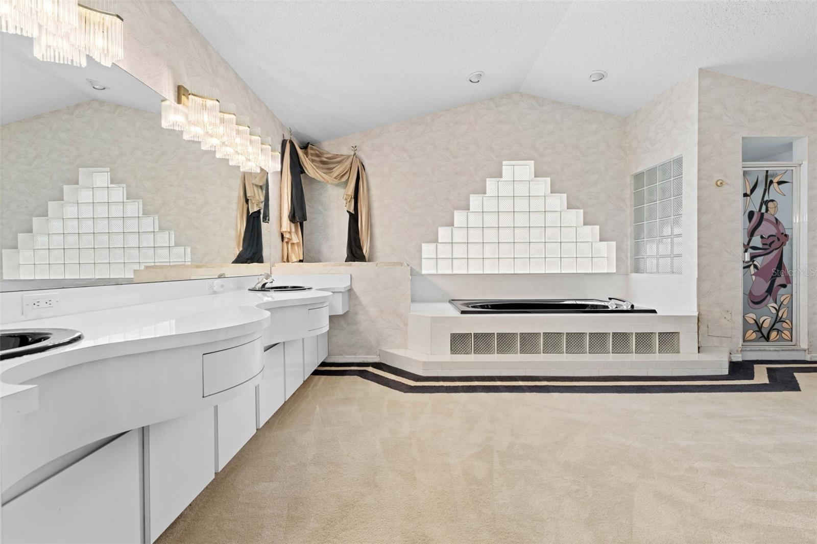 PRESTON HOLLOW - Residential