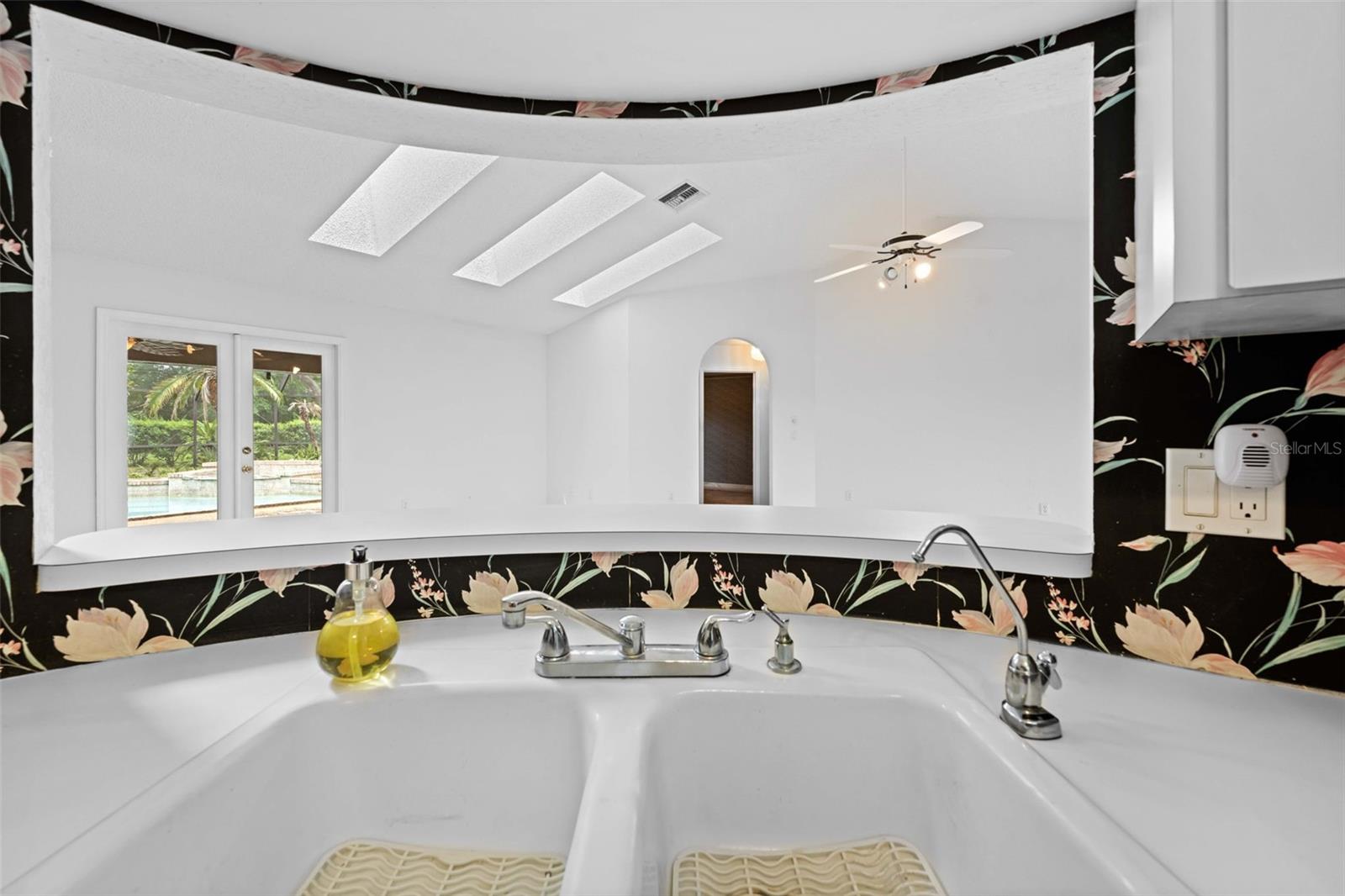 PRESTON HOLLOW - Residential