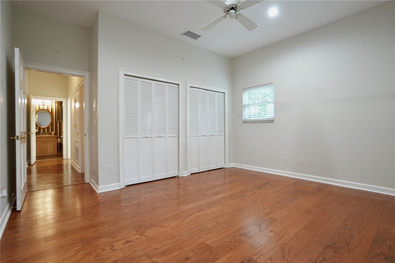 OAKLAND - Residential
