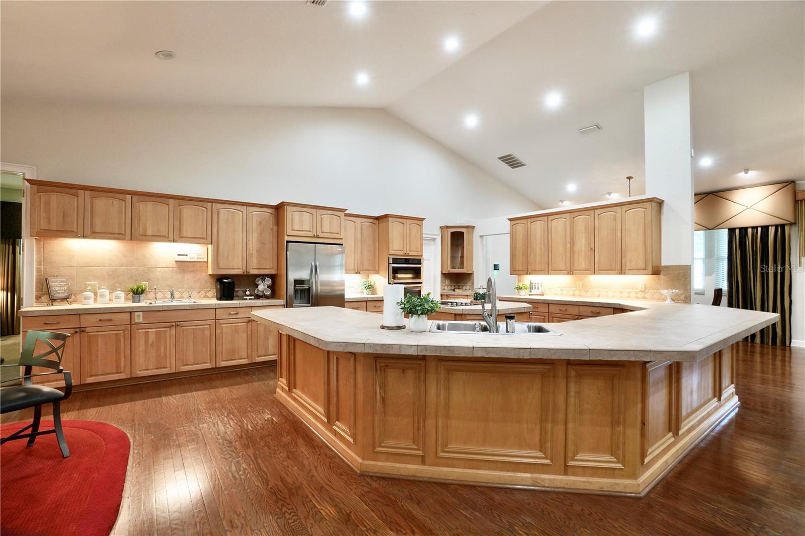 OAKLAND - Residential