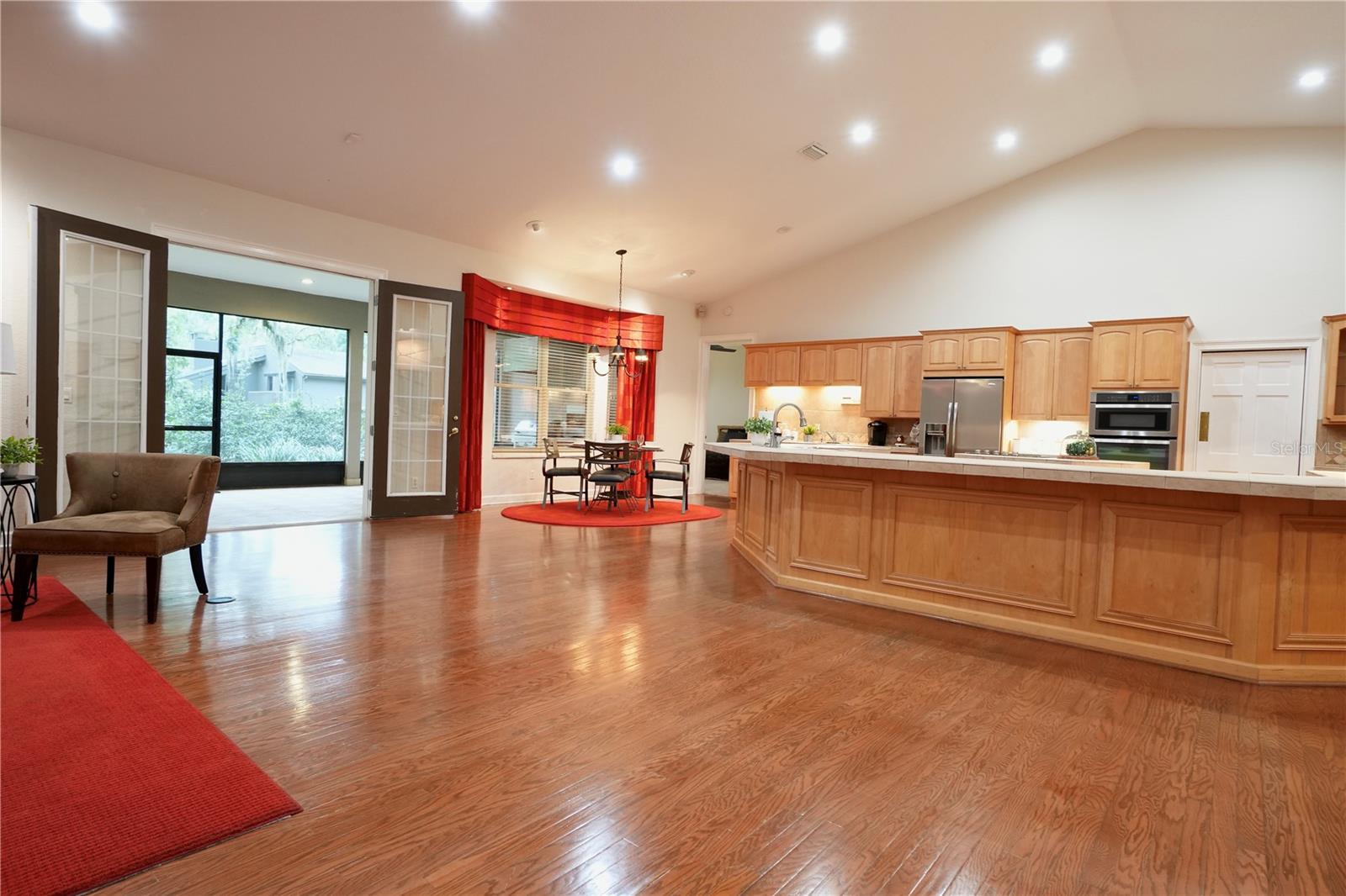 OAKLAND - Residential