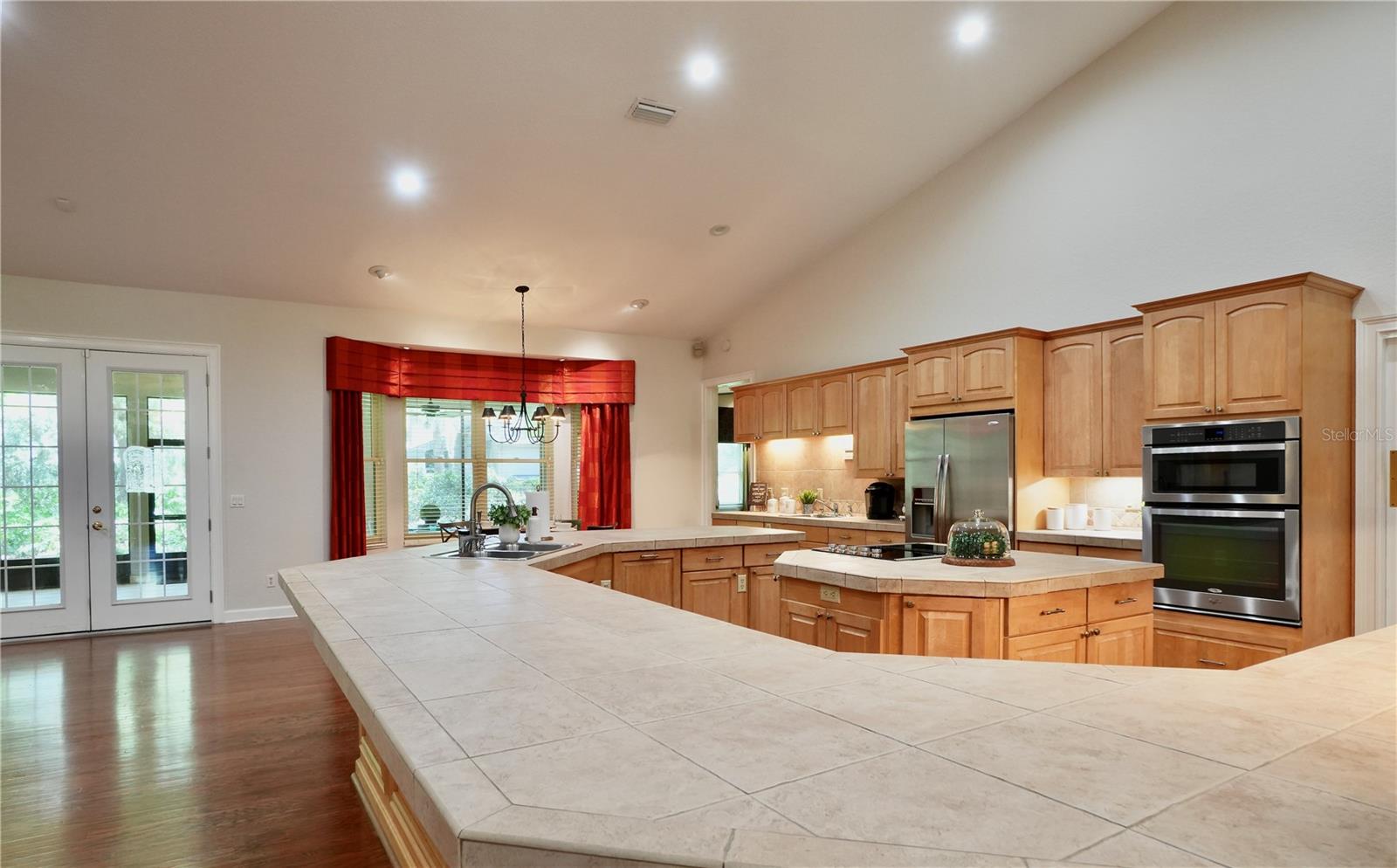 OAKLAND - Residential