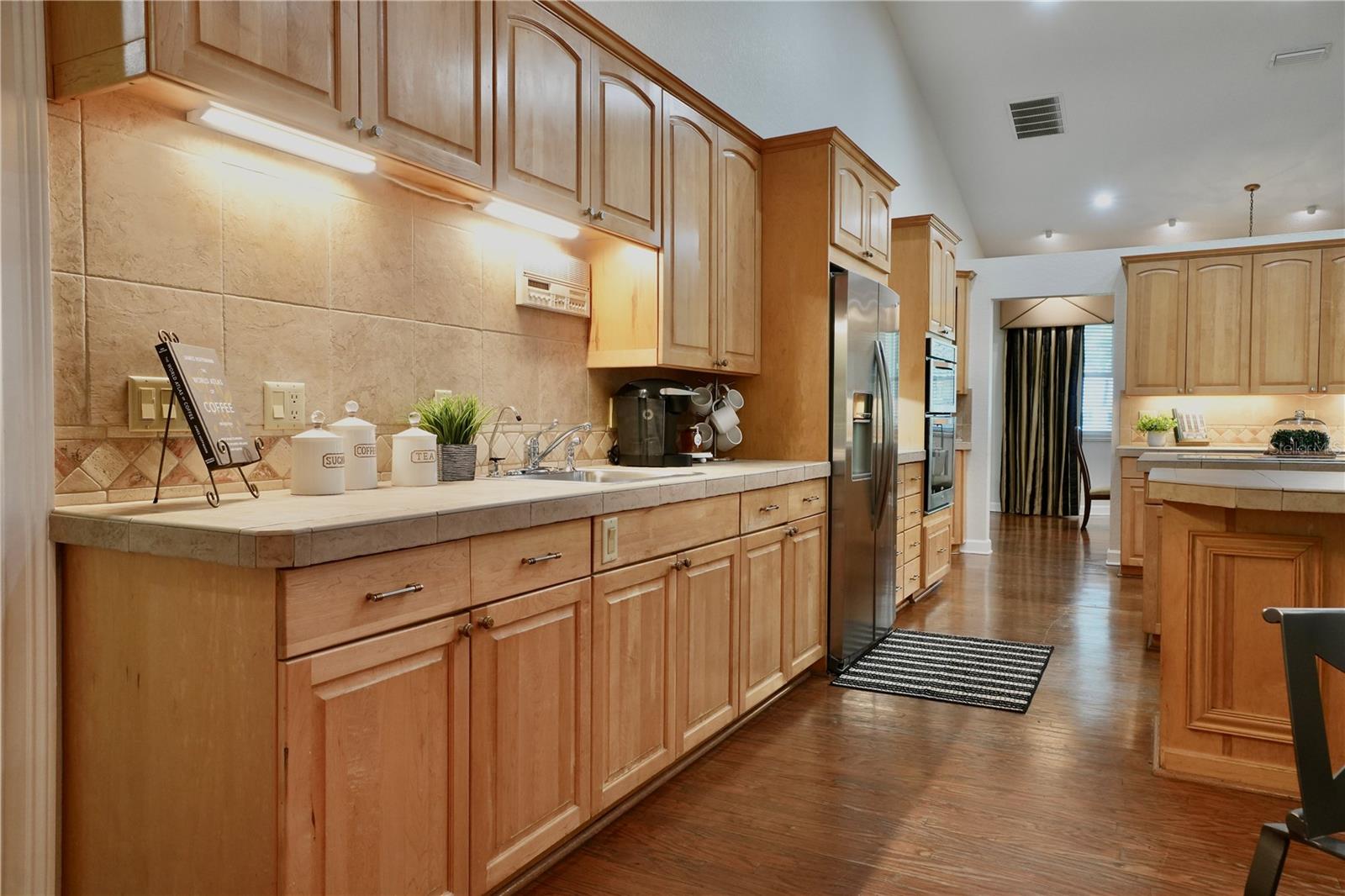 OAKLAND - Residential