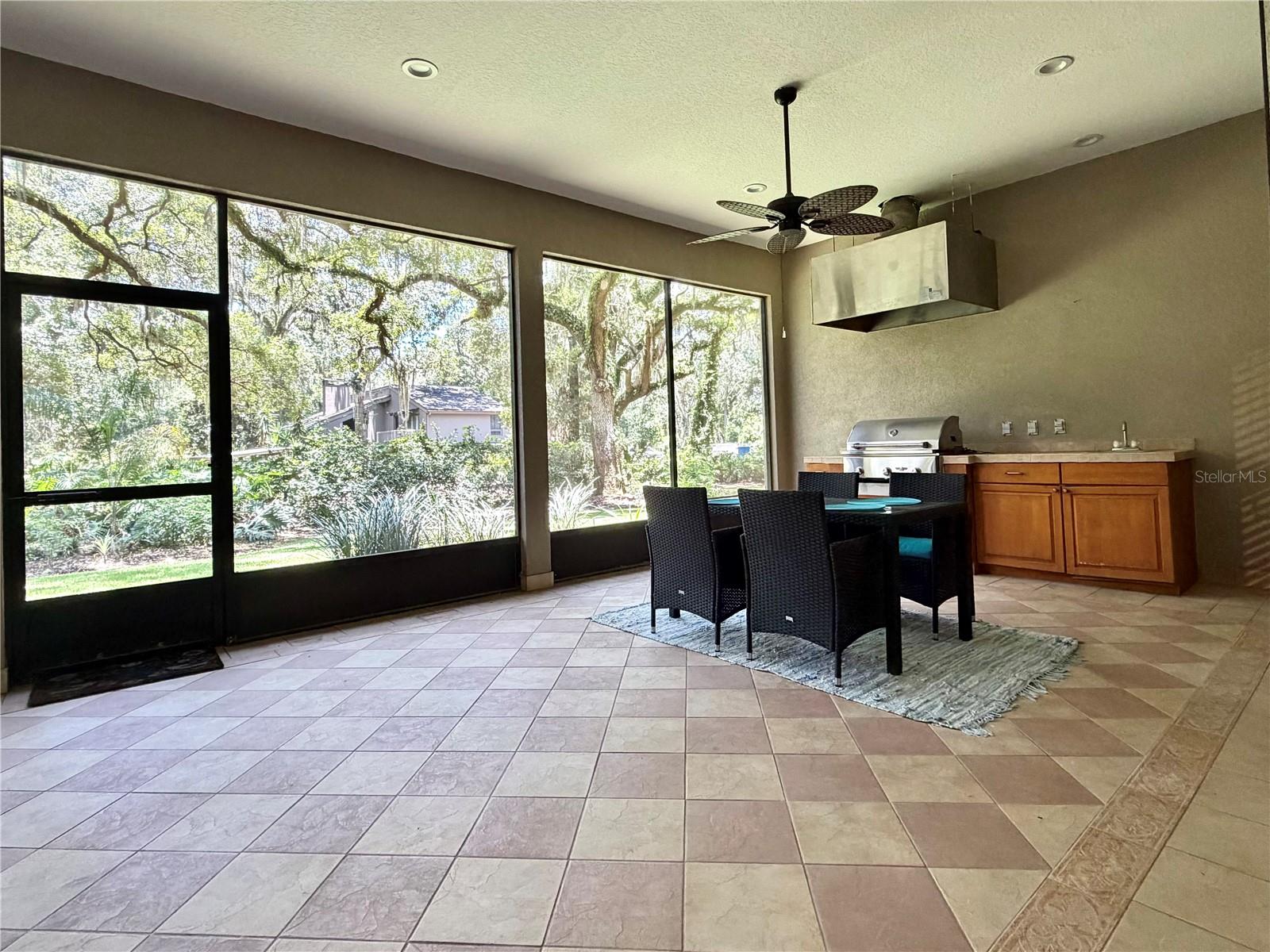 OAKLAND - Residential